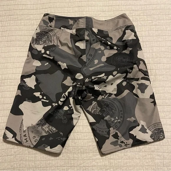 QUIKSILVER rare hawaii state seal premium surf camo emblem BOARD SHORTS 29 - Picture 5 of 7